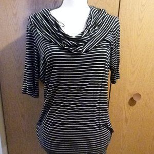 Pretty Black and white blouse